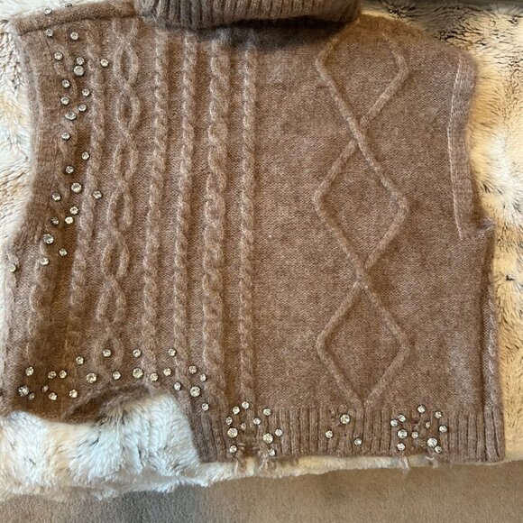 ZARA Embellished Cropped Cable Knit Vest – Size S - Picture 2 of 3
